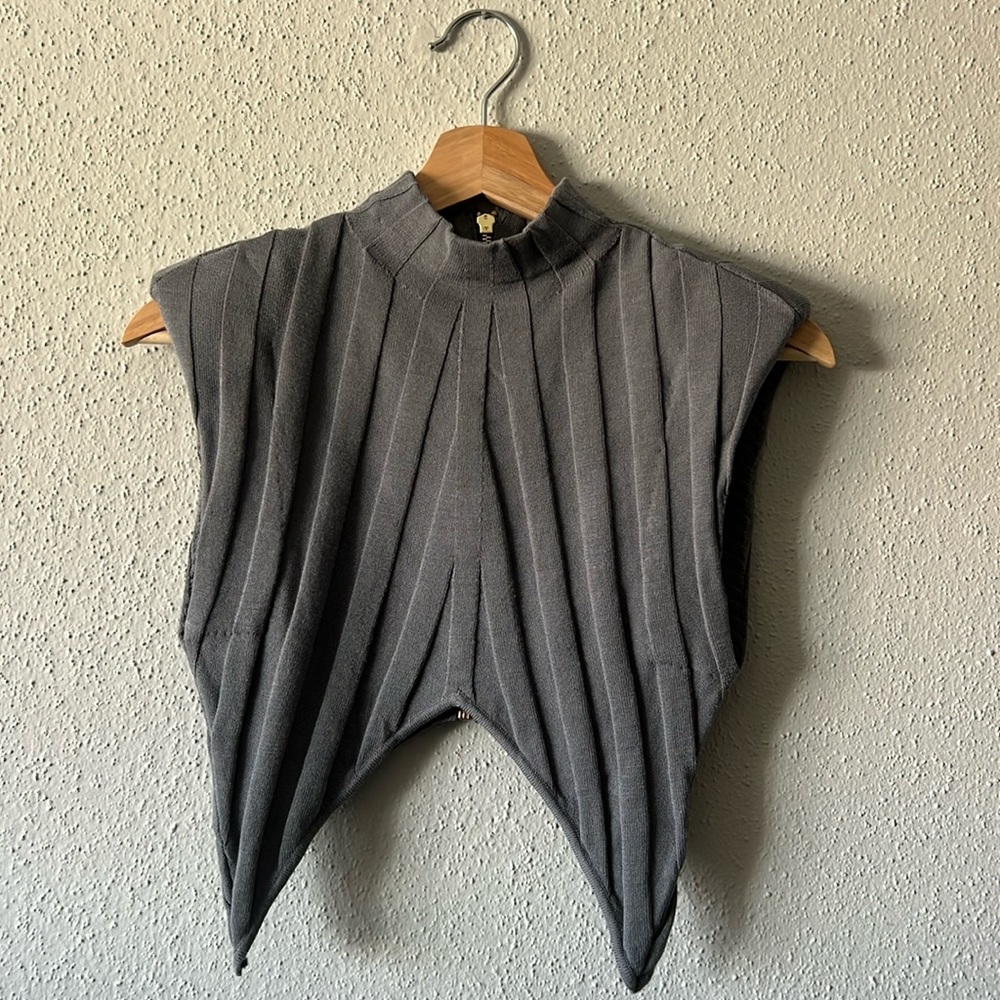 Charcoal grey mock neck crop top shoulder padding, size small, new with tags